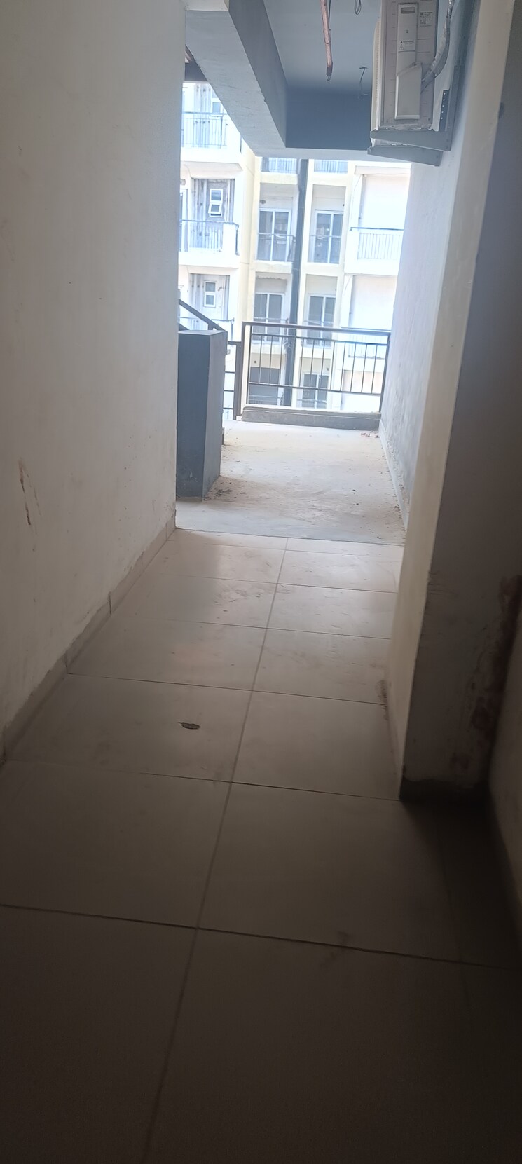 undefined, aditya-park-town Commercial Office Space 457 Sq.Ft. In Mahurali Ghaziabad 8690104