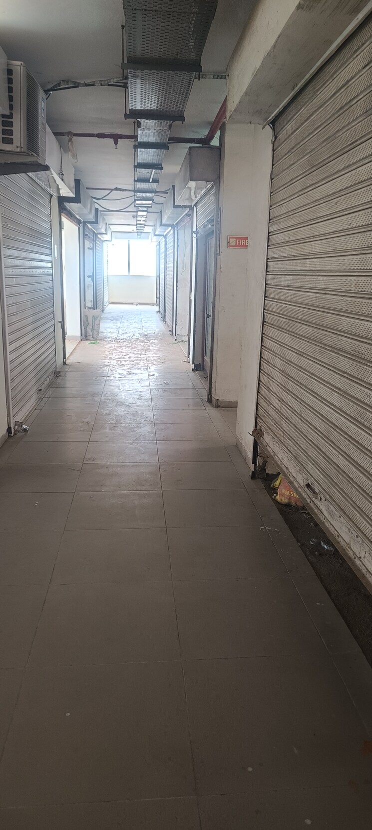 undefined, aditya-park-town Commercial Office Space 457 Sq.Ft. In Mahurali Ghaziabad 8690104