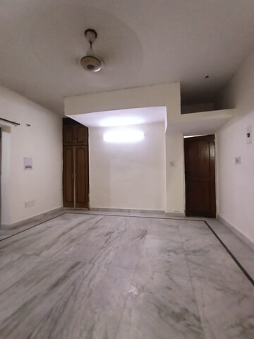 Room in 1 BHK Builder Floor at Khirki Extension – for Rent