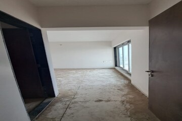 Room in 2 BHK Apartment at Kopar Khairane – for Sale