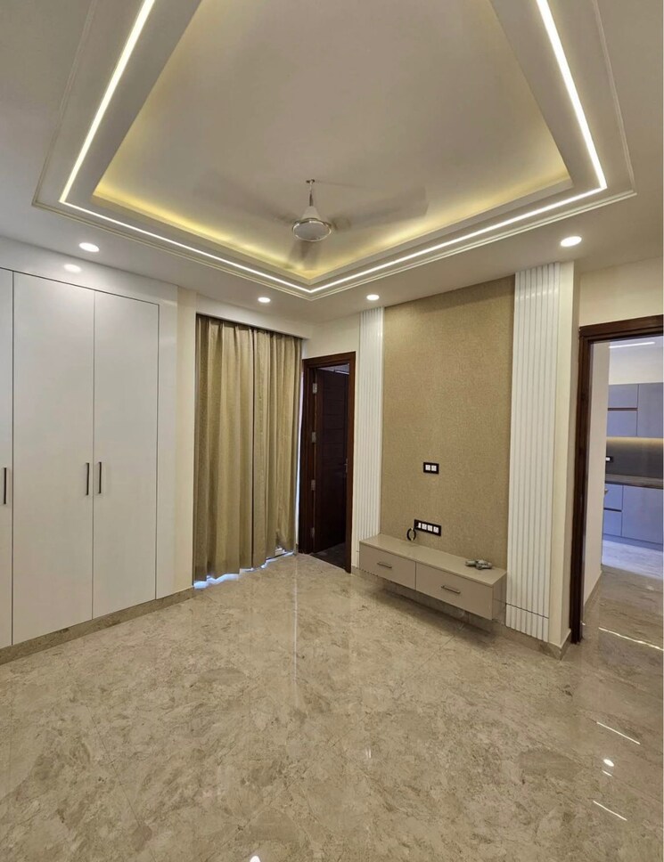Room, bptp-floors 3 Bedroom 180 Sq.Yd. Builder Floor In Sector 70 Gurgaon 8690193