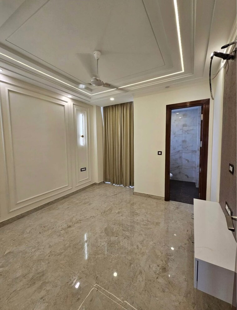 Room, bptp-floors 3 Bedroom 180 Sq.Yd. Builder Floor In Sector 70 Gurgaon 8690193