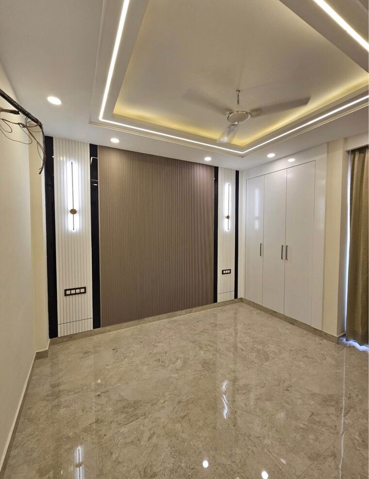 Room, bptp-floors 3 Bedroom 180 Sq.Yd. Builder Floor In Sector 70 Gurgaon 8690193