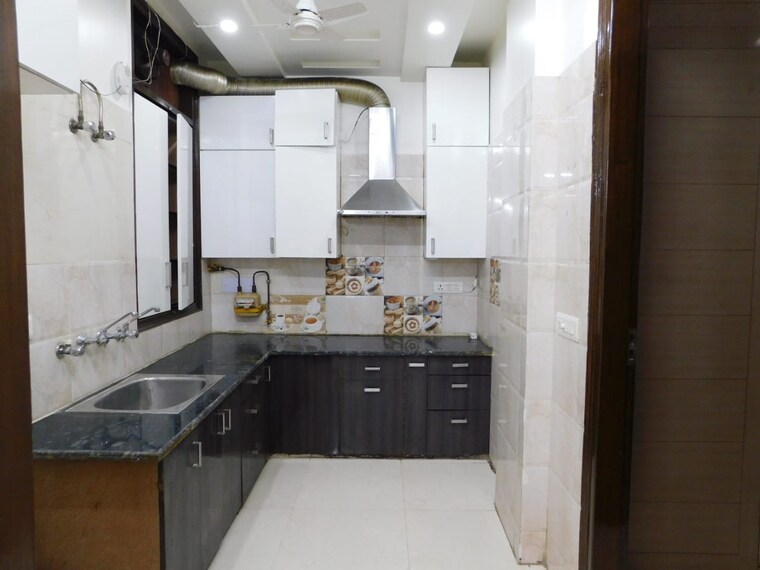 Kitchen, omaxe-park-plaza 3 Bedroom 1200 Sq.Ft. Builder Floor In Shakti Khand 2 Ghaziabad 8690223