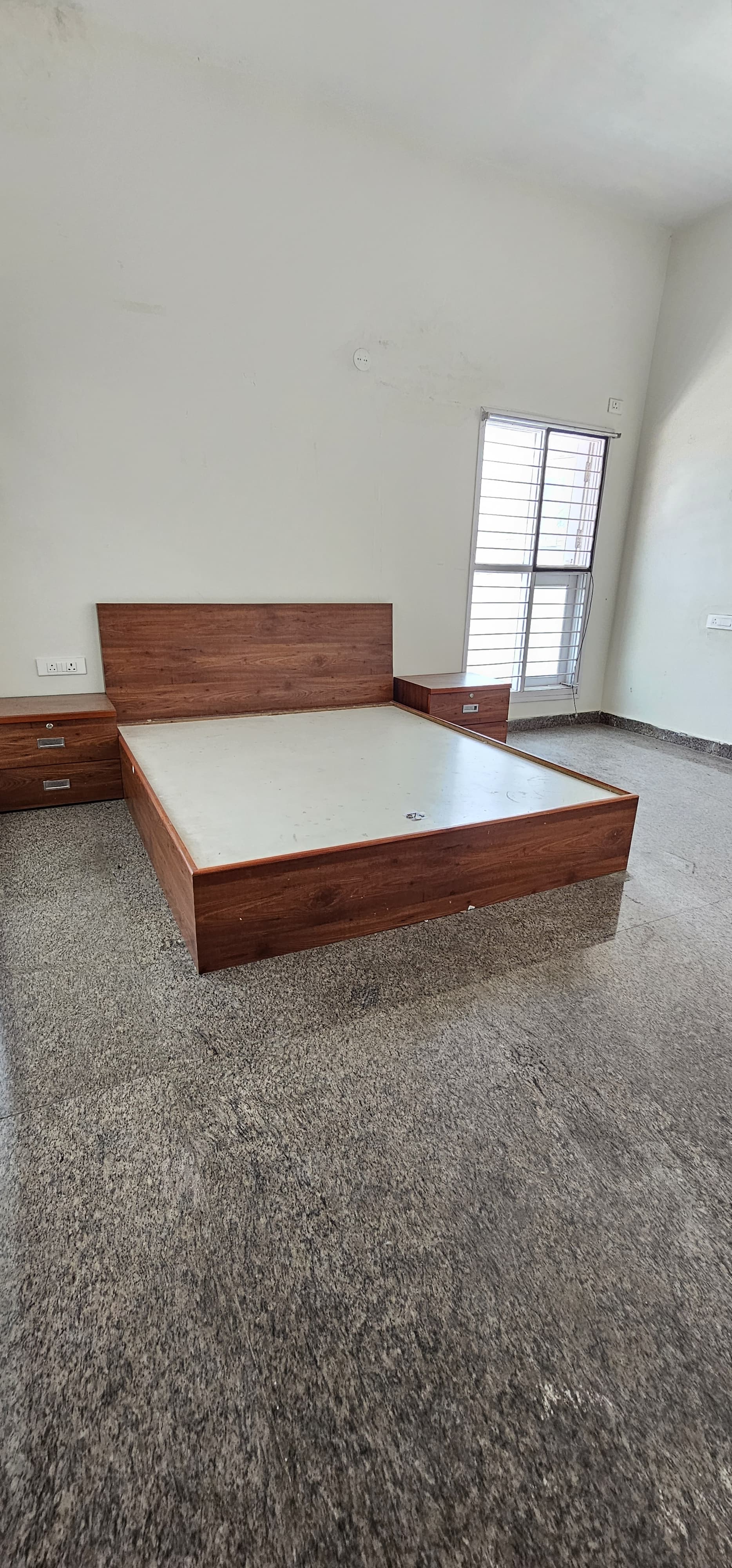 1.5 BHK Apartment For Rent in Shree Real Estate Consult