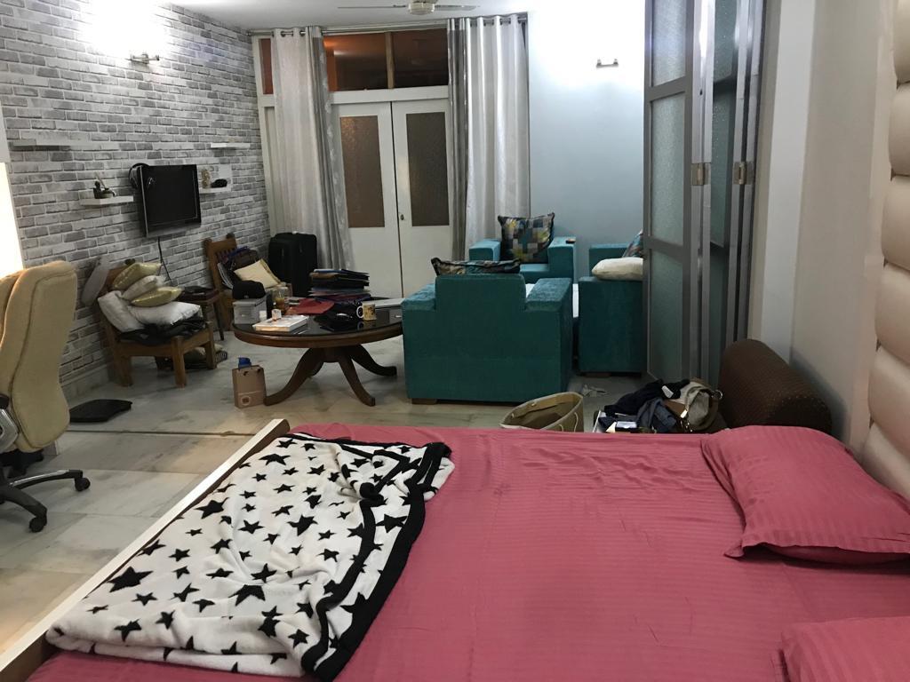 1 BHK Builder Floor For Rent in Kalkaji 