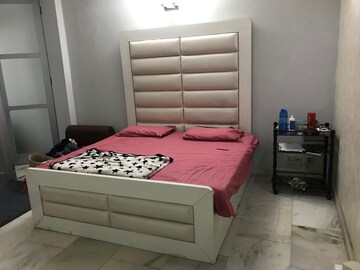 Bedroom in 1 BHK Builder Floor at Kalkaji – for Rent