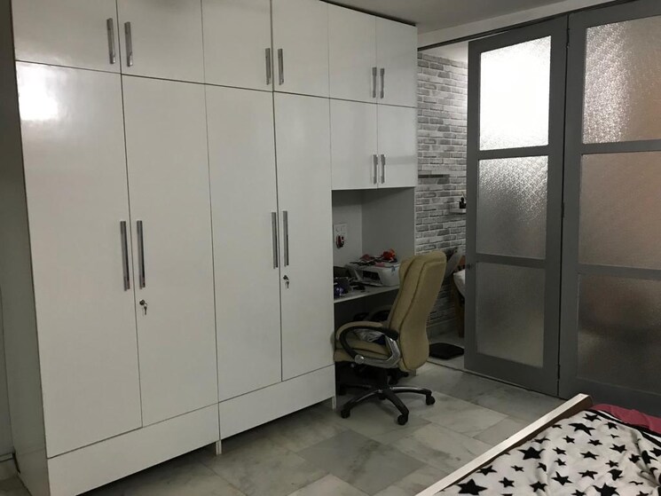 Bathroom, kalkaji 1 Bedroom 100 Sq.Yd. Builder Floor In Kalkaji Delhi 8690325