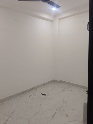 Room in 1 BHK Apartment at Dasna – for Rent