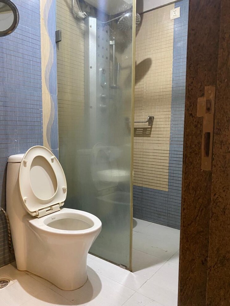 Bathroom, wadhwa-golden-peak 3 Bedroom 1050 Sq.Ft. Apartment In Bandra East Mumbai 8690277