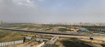 Master Bedroom in 3 BHK Apartment at Conscient Heritage Max, Sector 102 – for Rent