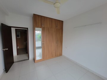 Room in 3 BHK Apartment at Purva Palm Beach, Hennur Road – for Rent