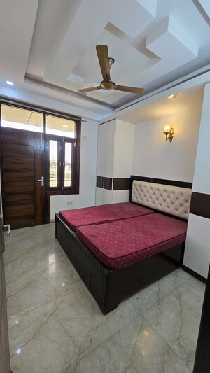 4 BHK Builder Floor For Sale in Gyan Khand ii