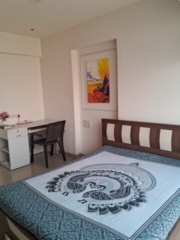 Bedroom in 2 BHK Apartment at Neptune Living Point, Bhandup West – for Rent