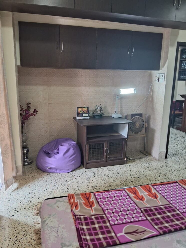 undefined, santacruz west 1.5 Bedroom 720 Sq.Ft. Apartment In Santacruz West Mumbai 8690564