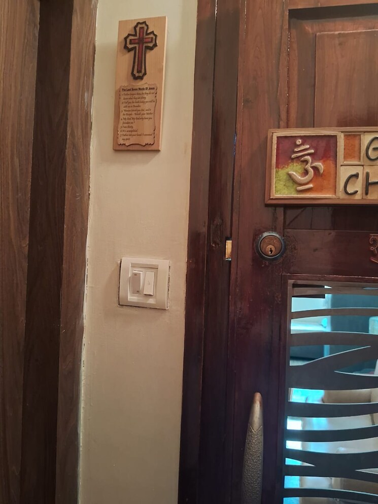 undefined, santacruz west 1.5 Bedroom 720 Sq.Ft. Apartment In Santacruz West Mumbai 8690564