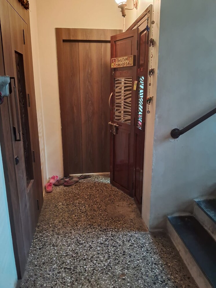 undefined, santacruz west 1.5 Bedroom 720 Sq.Ft. Apartment In Santacruz West Mumbai 8690564