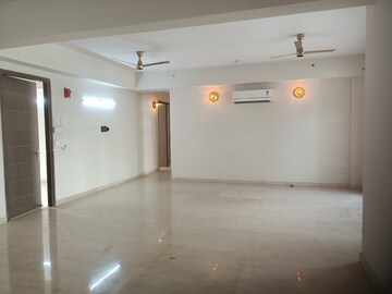 4 BHK Apartment For Rent in Parx Laureate, Sector 108