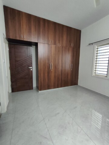 Room in 2 BHK Builder Floor at Hsr Layout – for Rent