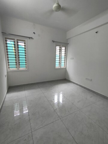 Room in 2 BHK Builder Floor at Hsr Layout – for Rent