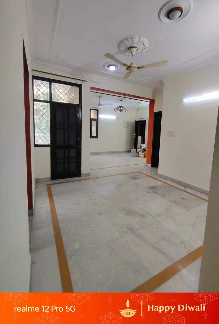 Living Room, rwa-apartments-sector-47 3 Bedroom 300 Sq.Yd. Independent House In Sector 47 Noida 8690608