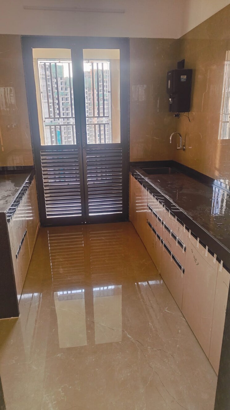 Kitchen, gagan-klara 2 Bedroom 825 Sq.Ft. Apartment In Balewadi Pune 8690610