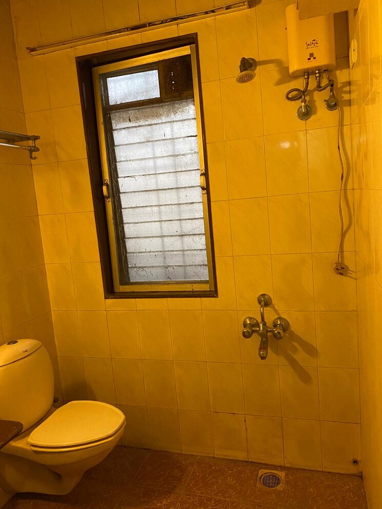 Bathroom, colaba 2 Bedroom 945 Sq.Ft. Apartment In Colaba Mumbai 8690627