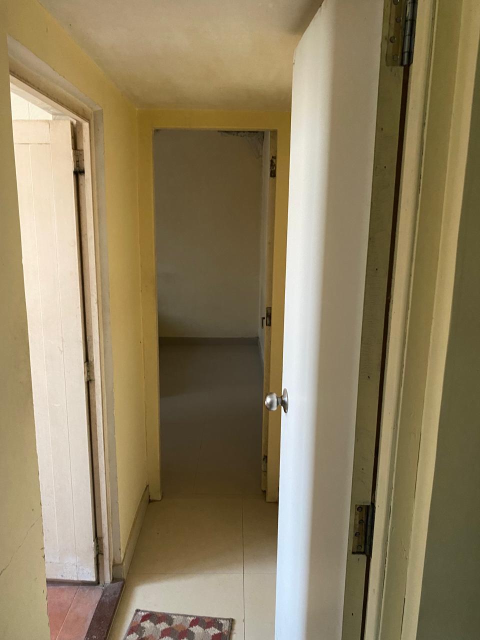 2 BHK Apartment For Sale in Bela Court, Colaba