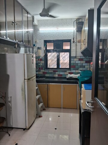 Kitchen in 1.5 BHK Apartment at Santacruz West – for Rent