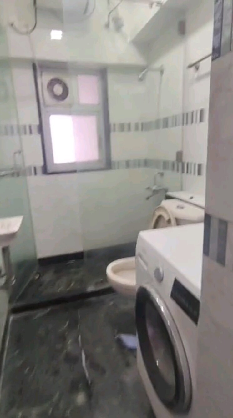 Bathroom, ashok-towers 2 Bedroom 750 Sq.Ft. Apartment In Parel Mumbai 8690745