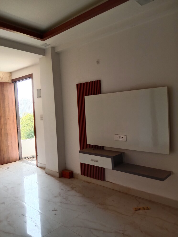 Room, divya-kunj 3 Bedroom 1550 Sq.Ft. Builder Floor In Niti Khand Ghaziabad 8690728