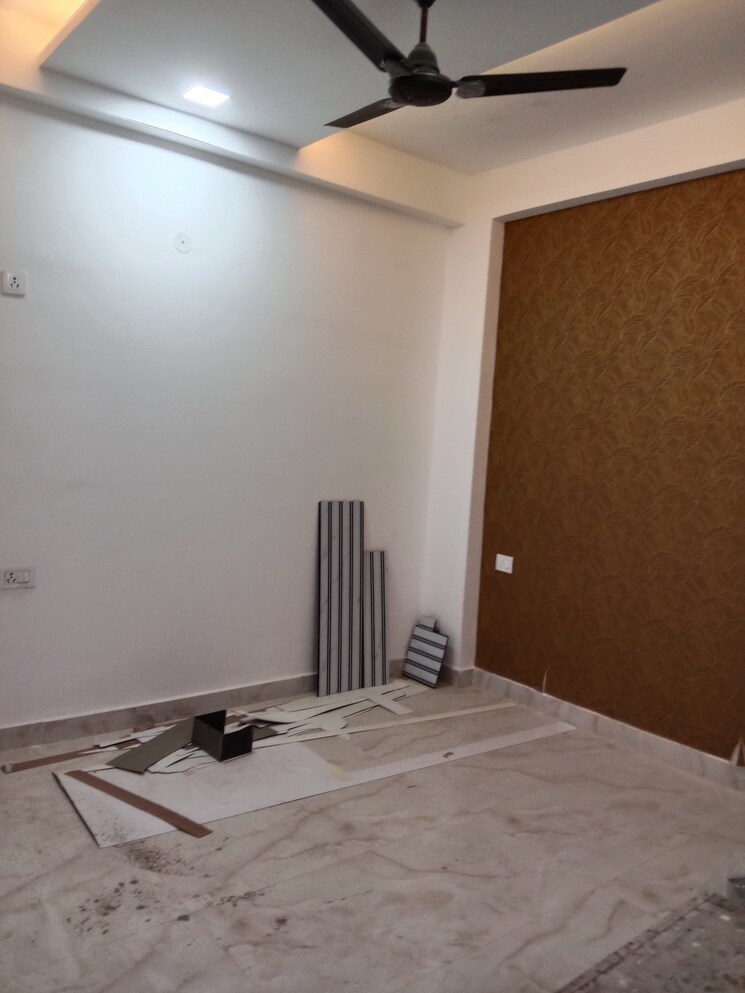 Room, divya-kunj 3 Bedroom 1550 Sq.Ft. Builder Floor In Niti Khand Ghaziabad 8690728