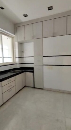 Kitchen in 6 BHK Apartment at Girgaum Chowpatty – for Sale