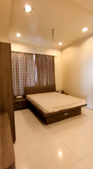 Bedroom in 6 BHK Apartment at Girgaum Chowpatty – for Sale