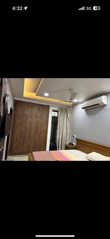 Bedroom in 4 BHK Builder Floor at Panchsheel Park – for Rent