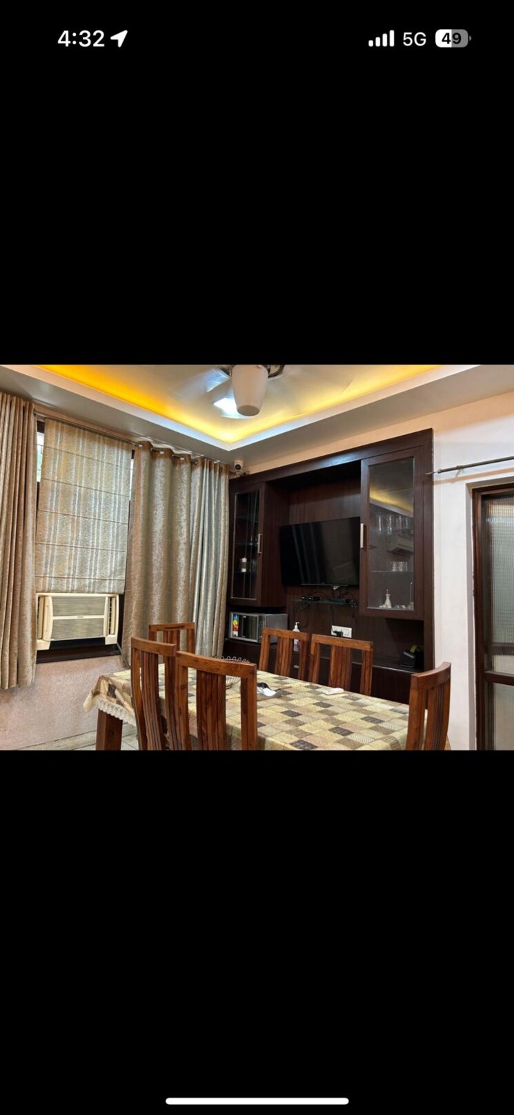 Living Room, panchsheel park 4 Bedroom 300 Sq.Yd. Builder Floor In Panchsheel Park Delhi 8690762