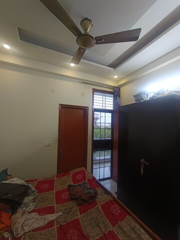 Living Room in 3 BHK Builder Floor at Gyan Khand ii – for Rent