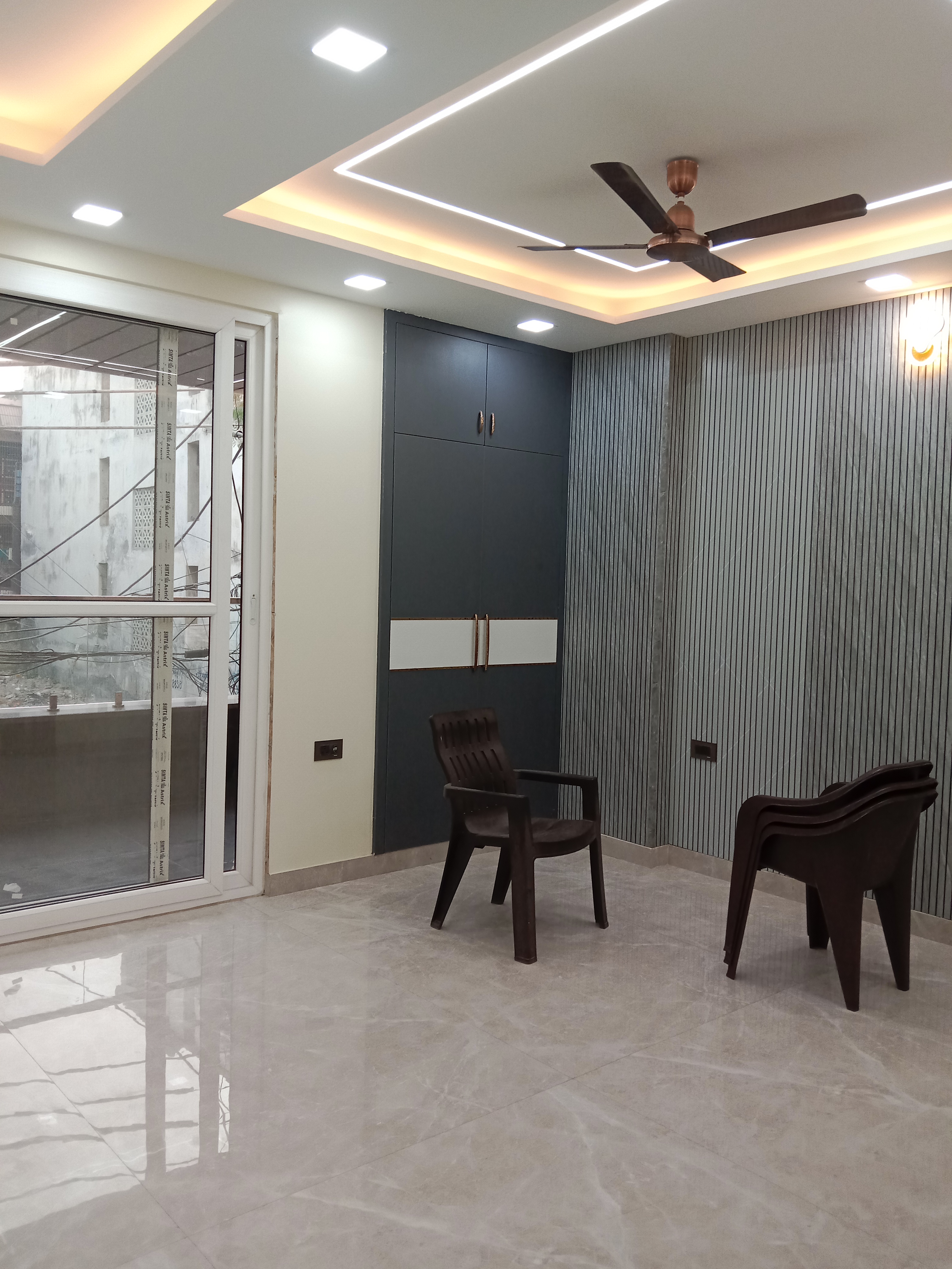 2 BHK + Pooja Room Builder Floor For Sale in Royce Vaishali