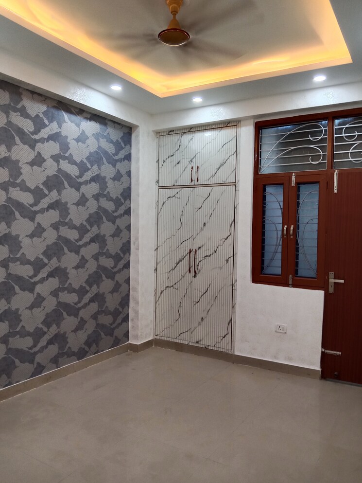Room, royce-vaishali 2 Bedroom 980 Sq.Ft. Builder Floor In Vaishali Sector 5 Ghaziabad 8690780