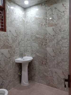 Bathroom in 2 BHK Builder Floor at Royce Vaishali, Vaishali Sector 5 – for Sale
