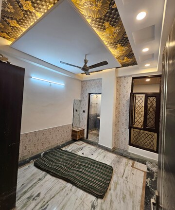 Bedroom in 2 BHK Builder Floor at Niti Khand I – for Rent