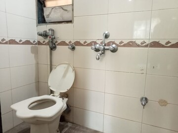 Bathroom in 1 BHK Apartment at Lodha Paradise, Majiwada – for Rent