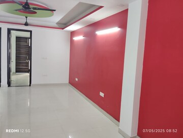 Room in 3 BHK Builder Floor at Chattarpur – for Rent