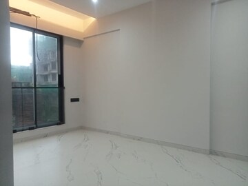 Room in 3 BHK Apartment at Rishabraj Blue Lotus, Khar West – for Sale