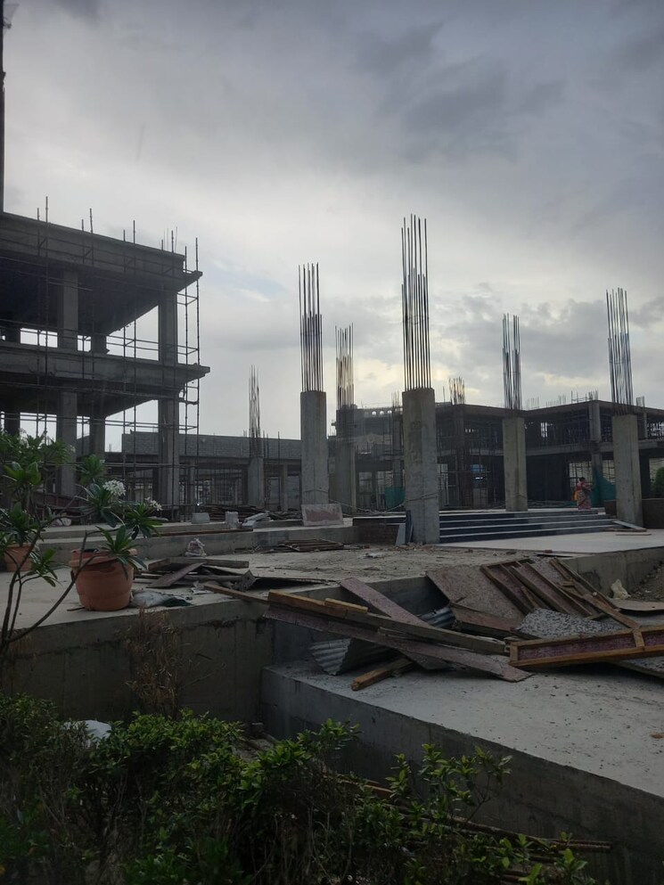 Exterior View, sector 73 Commercial Office Space in IT/SEZ 1135 Sq.Ft. In Sector 73 Noida 8690857