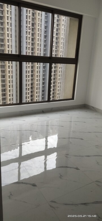 Room in 1 BHK Apartment at Raymond Ten X Era, Pokhran Road No One – for Rent