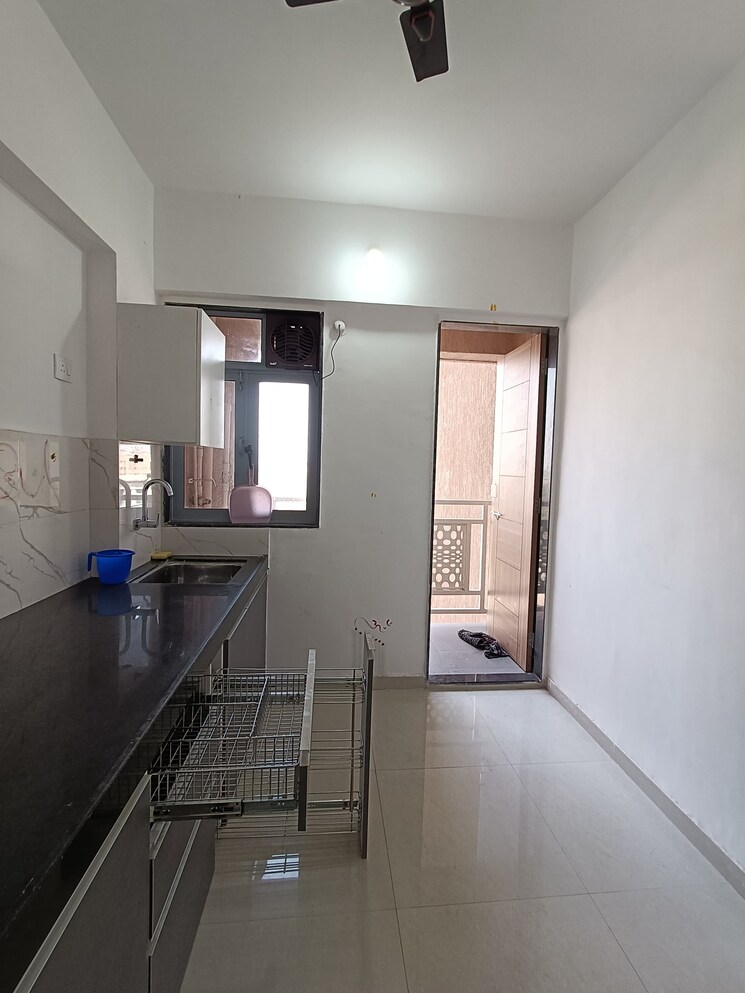 Kitchen, mohan garden 3 Bedroom 1011 Sq.Ft. Builder Floor In Mohan Garden Delhi 8690997