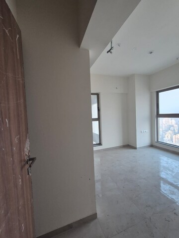2 BHK Apartment For Rent in Kalpataru Radiance, Goregaon West