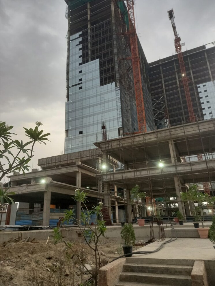 Exterior View, sector 73 Commercial Office Space in IT/SEZ 1255 Sq.Ft. In Sector 73 Noida 8690891