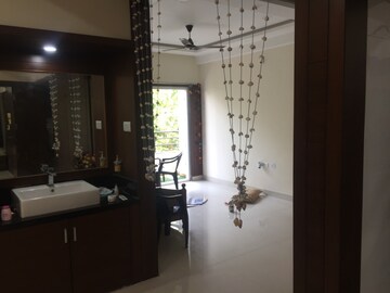 Room in 2 BHK Apartment at Anagha Pride, Guttala Begumpet – for Rent